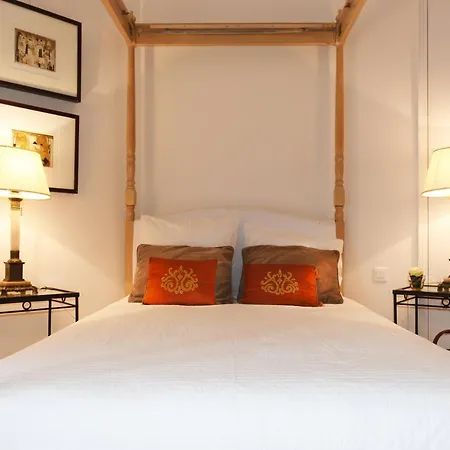 Sophisticated Gem In The Heart Of - 107m2 *