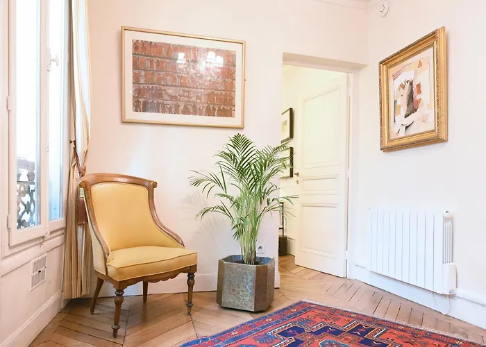 Διαμέρισμα Sophisticated Gem In The Heart Of - 107m2 Παρίσι